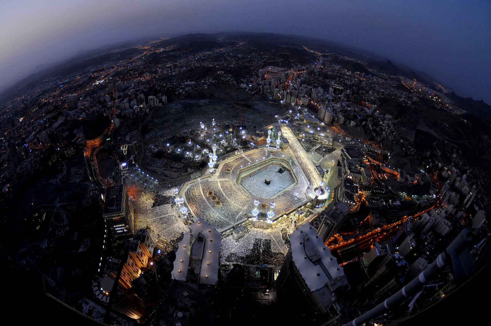 mecca-kaaba-satellite-photo-high-resolution-288786